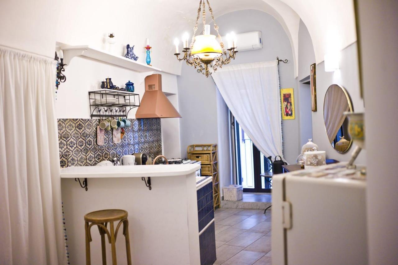 Bed and Breakfast Sunshine House Катанія Екстер'єр фото